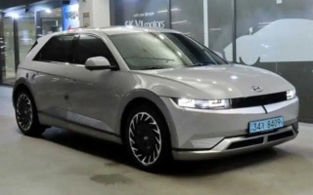 개인회생중고차대출 아이오닉 5 롱 레인지 4WD 매물 사진 20 - 2022/04 67,978km
